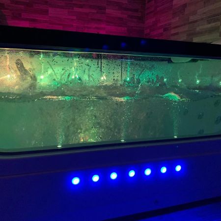 Appartement Cosy Jacuzzy Luxe Gare De Toulon Exterior foto