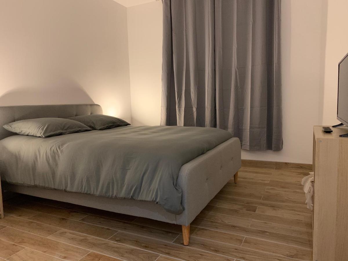 Appartement Cosy Jacuzzy Luxe Gare De Toulon Exterior foto
