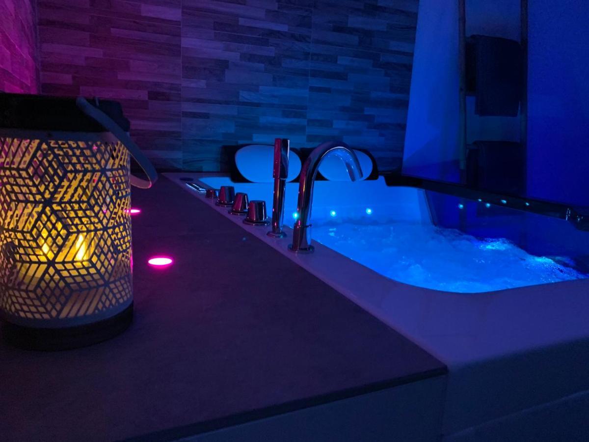 Appartement Cosy Jacuzzy Luxe Gare De Toulon Exterior foto