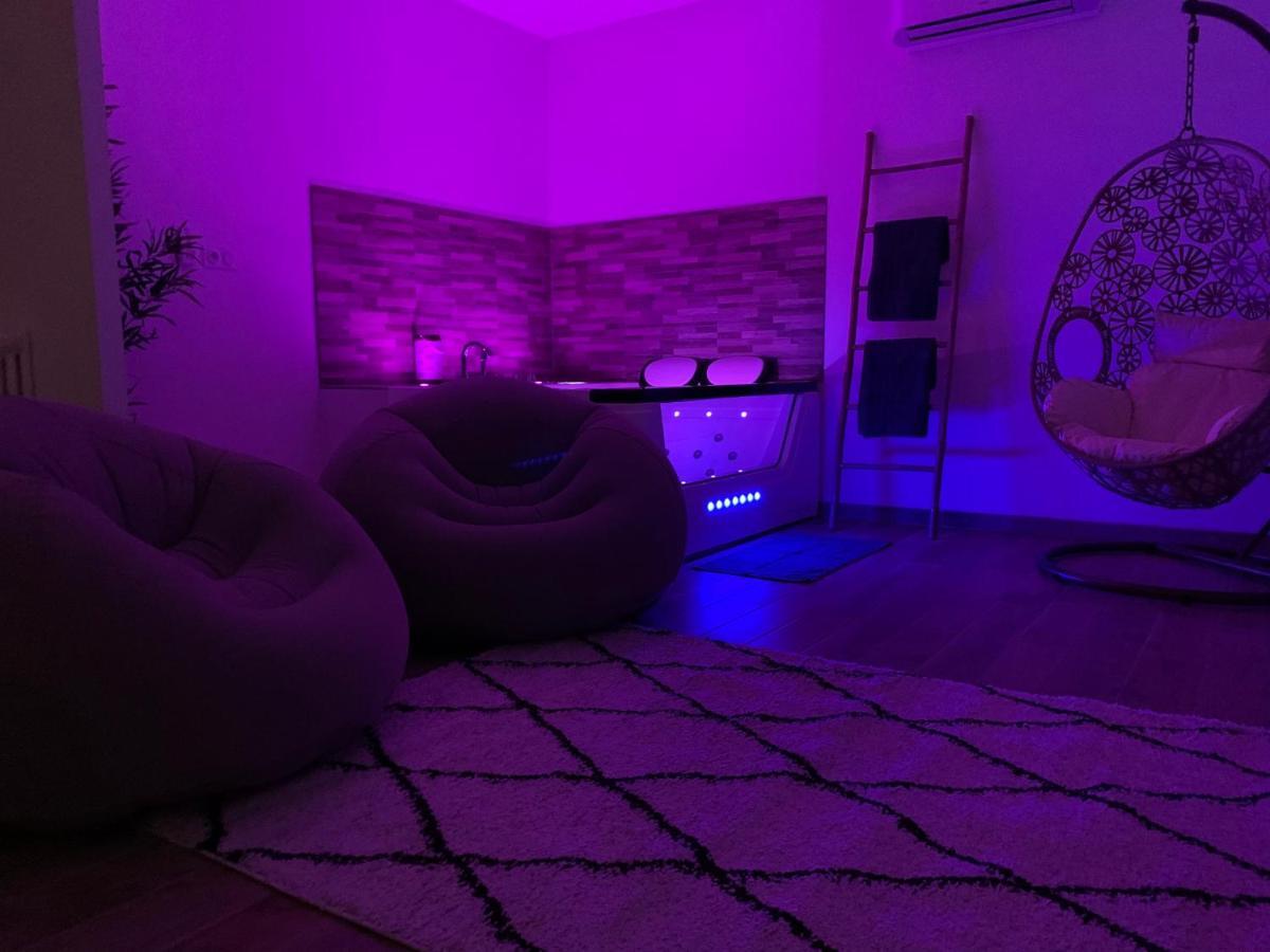 Appartement Cosy Jacuzzy Luxe Gare De Toulon Exterior foto