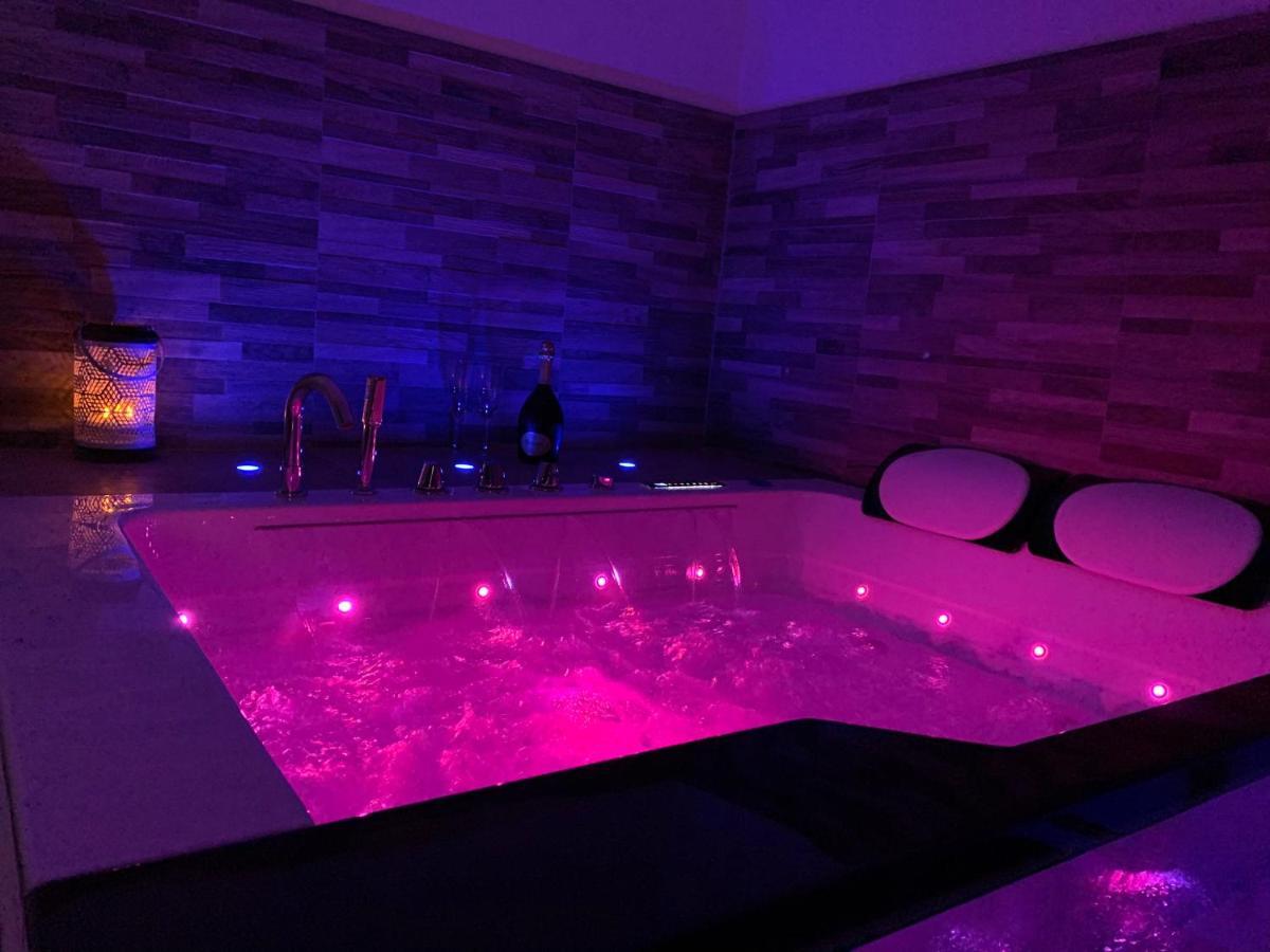 Appartement Cosy Jacuzzy Luxe Gare De Toulon Exterior foto